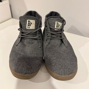 Blackwell men’s grey canvas chukka boots